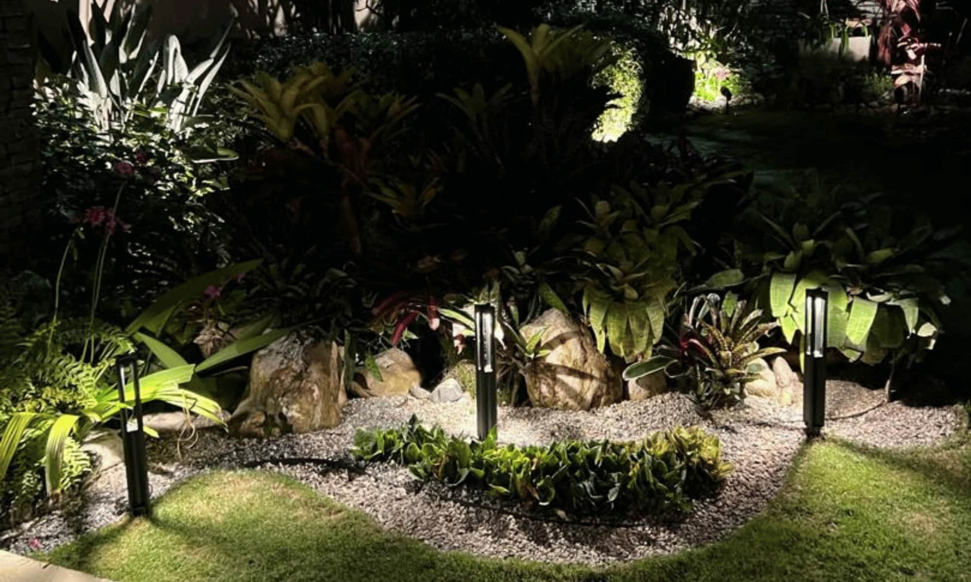 Despues banner 13-Jardin 1 iluminado noche